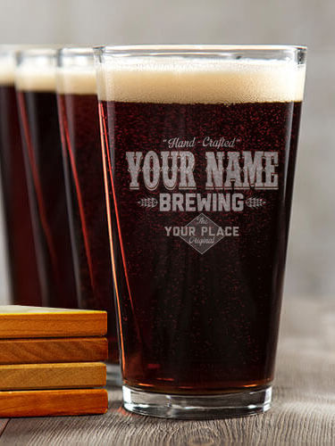 Brewing : 4 Pint Glasses - Engraved 4 Coasters Gift Set