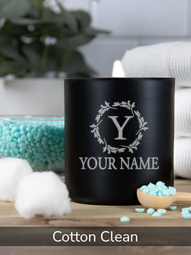 Wreath Monogram : 11oz. Engraved Scented Candles